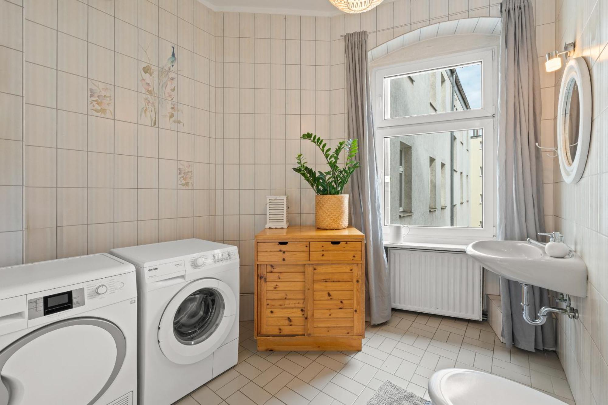 Wilhelmshavener 3Br In Downdown Moabit Apartment Berlin Luaran gambar